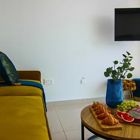 Апартаменты Phaedrus Living: Seaview Gold Flat Lighthouse 48