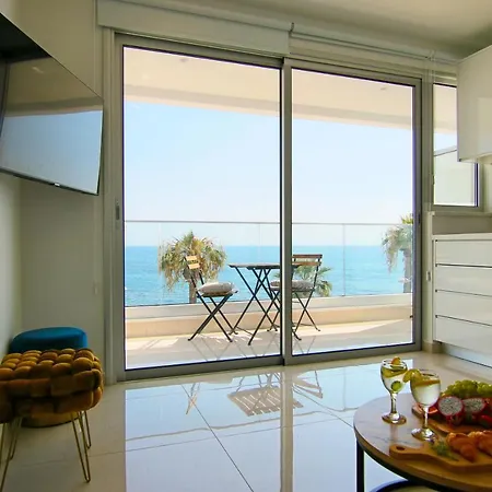Phaedrus Living Seaview Flat Lighthouse 48 * Paphos