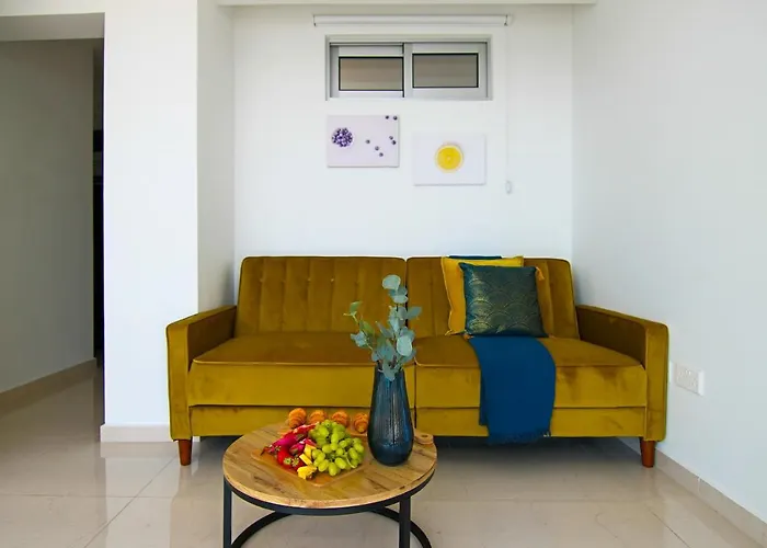 Phaedrus Living: Seaview Gold Flat Lighthouse 48 Paphos